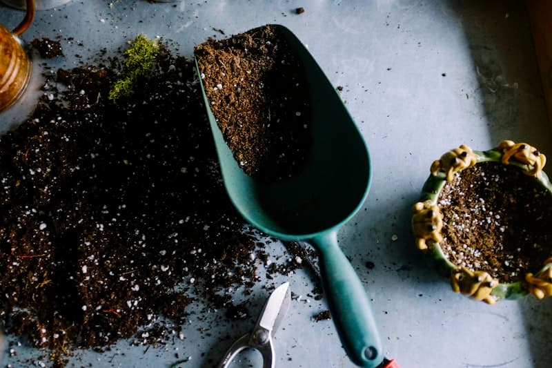 Hire Only Local Contractors With Physical Addresses