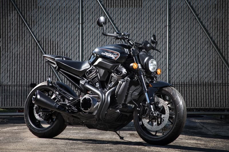 Triumph Tiger 900 (Best Mid-Size Adventure)