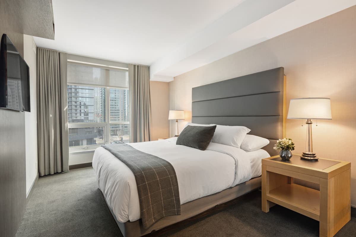 Top Online Stores for Mattresses & Bedding