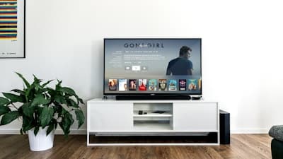 TCL QM8 Mini-LED
